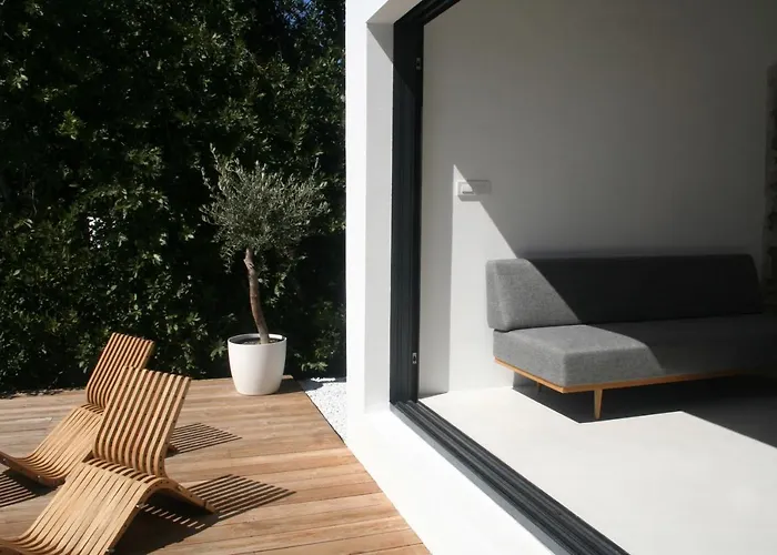 Ab61 Tiny Design House For Two